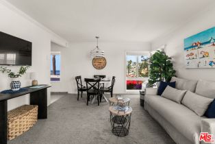 , 457 Coast blvd, La Jolla, CA 92037 - 4