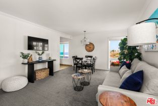 , 457 Coast blvd, La Jolla, CA 92037 - 5