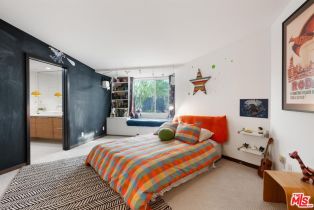 Single Family Residence, 3778 Sheridge dr, Sherman Oaks, CA 91403 - 26