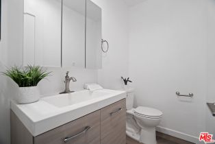 Condominium, 10614 Eastborne ave, Westwood, CA 90024 - 14