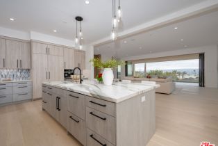 Single Family Residence, 461 Chabela dr, Manhattan Beach, CA 90266 - 20