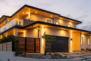 Single Family Residence, 461   Chabela Dr, Manhattan Beach, CA  Manhattan Beach, CA 90266