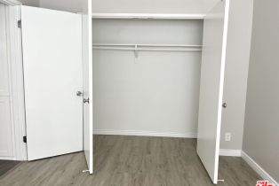 , 1037 Lincoln blvd, Santa Monica, CA 90403 - 12