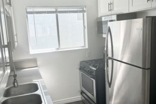 , 1037 Lincoln blvd, Santa Monica, CA 90403 - 7