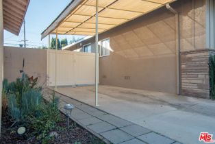 , 19210 Sylvan st, Tarzana, CA 91335 - 6