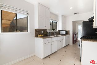 , 19210 Sylvan st, Tarzana, CA 91335 - 26