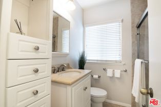 , 19210 Sylvan st, Tarzana, CA 91335 - 43