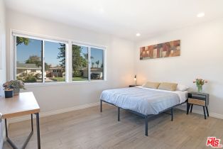 , 19210 Sylvan st, Tarzana, CA 91335 - 33