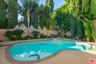 , 19210 Sylvan st, Tarzana, CA 91335 - 55