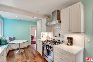 Single Family Residence, 2201 Navy st, Santa Monica, CA 90405 - 14