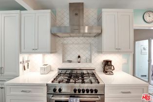 Single Family Residence, 2201 Navy st, Santa Monica, CA 90405 - 11