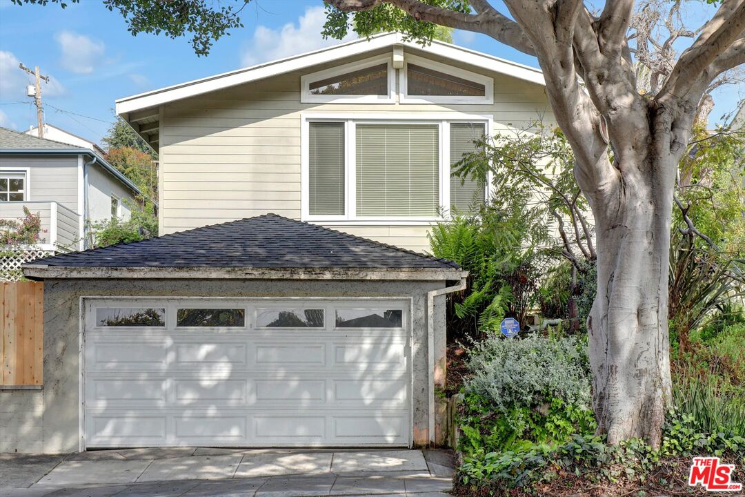 Single Family Residence, 2201 Navy st, Santa Monica, CA 90405 - 1