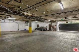 Condominium, 11851 Laurelwood dr, Studio City, CA 91604 - 33