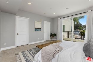 Condominium, 11851 Laurelwood dr, Studio City, CA 91604 - 14