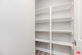 Condominium, 11851 Laurelwood dr, Studio City, CA 91604 - 9