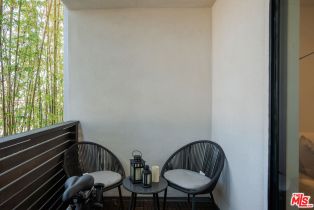 , 4140 Glencoe ave, Marina Del Rey, CA 90292 - 8