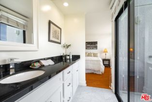 Condominium, 1427 18th st, Santa Monica, CA 90404 - 36