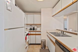 Condominium, 1440 VETERAN ave, Westwood, CA 90024 - 5