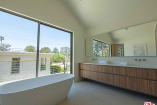 Single Family Residence, 2307 Louella ave, Venice, CA 90291 - 23