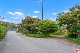 , 32050 Pacific Coast hwy, Malibu, CA 90265 - 2