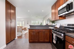 Single Family Residence, 11201 Segrell way, Culver City, CA 90230 - 19