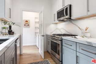 Townhouse, 422 Smithwood dr, Beverly Hills, CA 90212 - 15