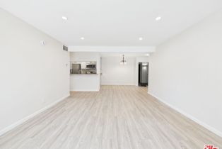 Condominium, 5460 White Oak ave, Encino, CA 91316 - 9