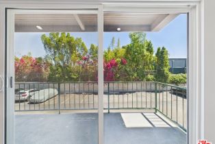 Condominium, 5460 White Oak ave, Encino, CA 91316 - 5