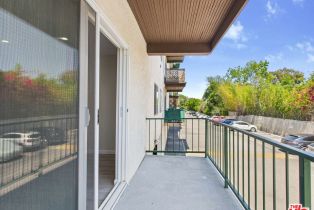 Condominium, 5460 White Oak ave, Encino, CA 91316 - 7