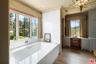 Single Family Residence, 1529 Amalfi dr, Pacific Palisades, CA 90272 - 22