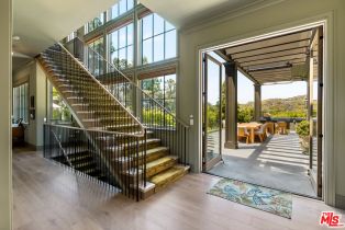 Single Family Residence, 1529 Amalfi dr, Pacific Palisades, CA 90272 - 8