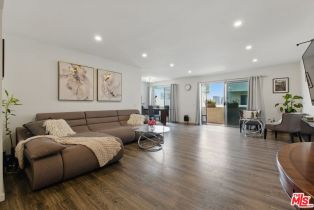 Condominium, 5400   Lindley Ave, Encino, CA  Encino, CA 91316