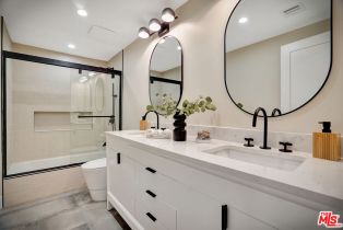 Single Family Residence, 22824 Margarita dr, Woodland Hills, CA 91364 - 32