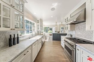 Single Family Residence, 2107 Coldwater Canyon dr, Beverly Hills, CA 90210 - 10