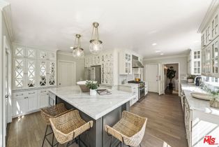 Single Family Residence, 2107 Coldwater Canyon dr, Beverly Hills, CA 90210 - 12