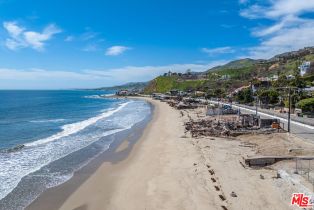 , 21558 Pacific Coast hwy, Malibu, CA 90265 - 5
