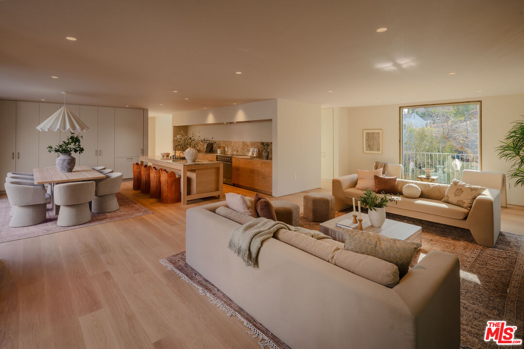 Single Family Residence, 1670 Comstock ave, Westwood, CA 90024 - 1