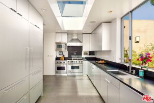 , 9738 Arby dr, Beverly Hills, CA 90210 - 5