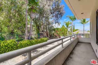 Single Family Residence, 15656 Crownridge pl, Sherman Oaks, CA 91403 - 37
