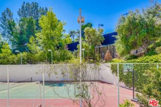 Single Family Residence, 15656 Crownridge pl, Sherman Oaks, CA 91403 - 44