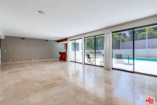 Single Family Residence, 15656 Crownridge pl, Sherman Oaks, CA 91403 - 24