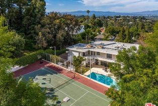 Single Family Residence, 15656 Crownridge pl, Sherman Oaks, CA 91403 - 50