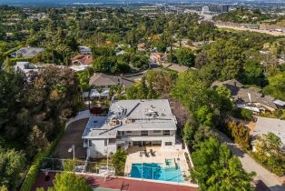 Single Family Residence, 15656 Crownridge pl, Sherman Oaks, CA 91403 - 51