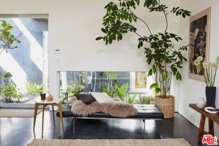 Single Family Residence, 1201 CABRILLO ave, Venice, CA 90291 - 4