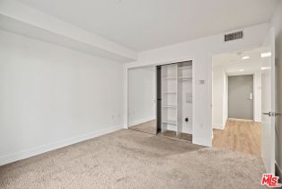 , 10473 Santa Monica blvd, Westwood, CA 90024 - 7