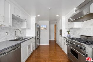 Condominium, 1018 4th st, Santa Monica, CA 90403 - 6