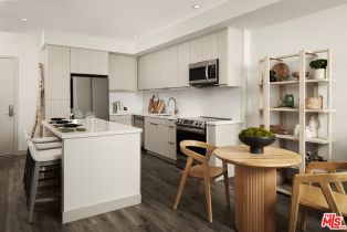 , 299 Thousand Oaks blvd, Thousand Oaks, CA 91360 - 18