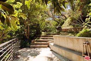 Single Family Residence, 10012 Charter Oak ln, Beverly Hills, CA 90210 - 9