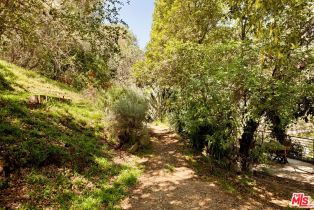 Single Family Residence, 10012 Charter Oak ln, Beverly Hills, CA 90210 - 11