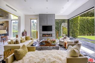 Single Family Residence, 9852 San cir, Beverly Hills, CA 90210 - 4